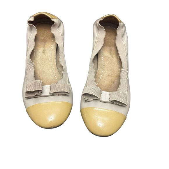 Salvatore Ferragamo Vara Bow Accent Leather Ballet Flats Sz6 - Picture 2 of 9